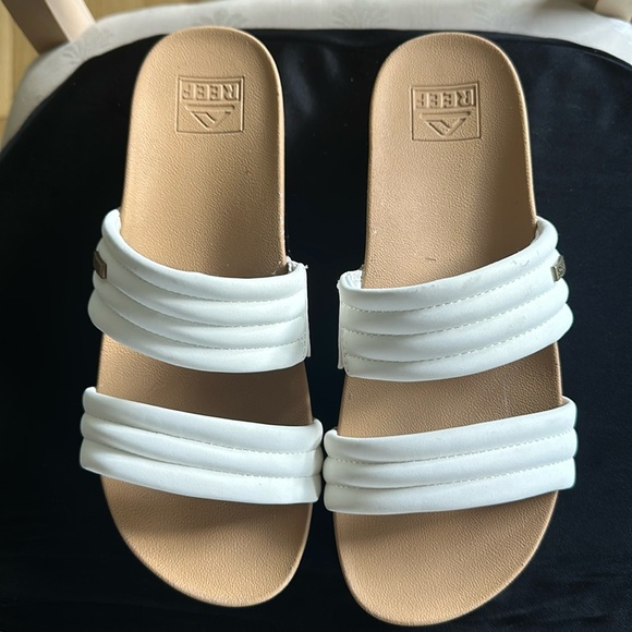 Reef sandals size 9 - Picture 1 of 5